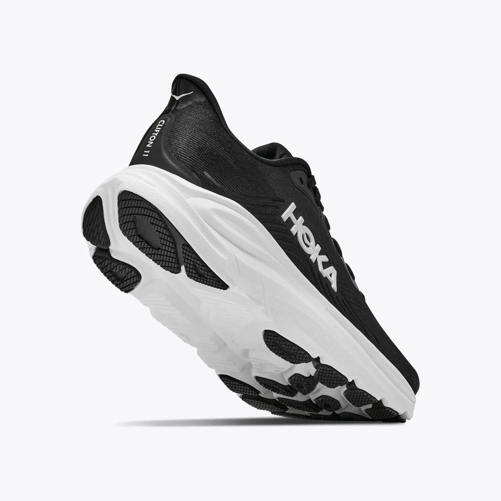 HOKA CLIFTON 11 M · záber 4