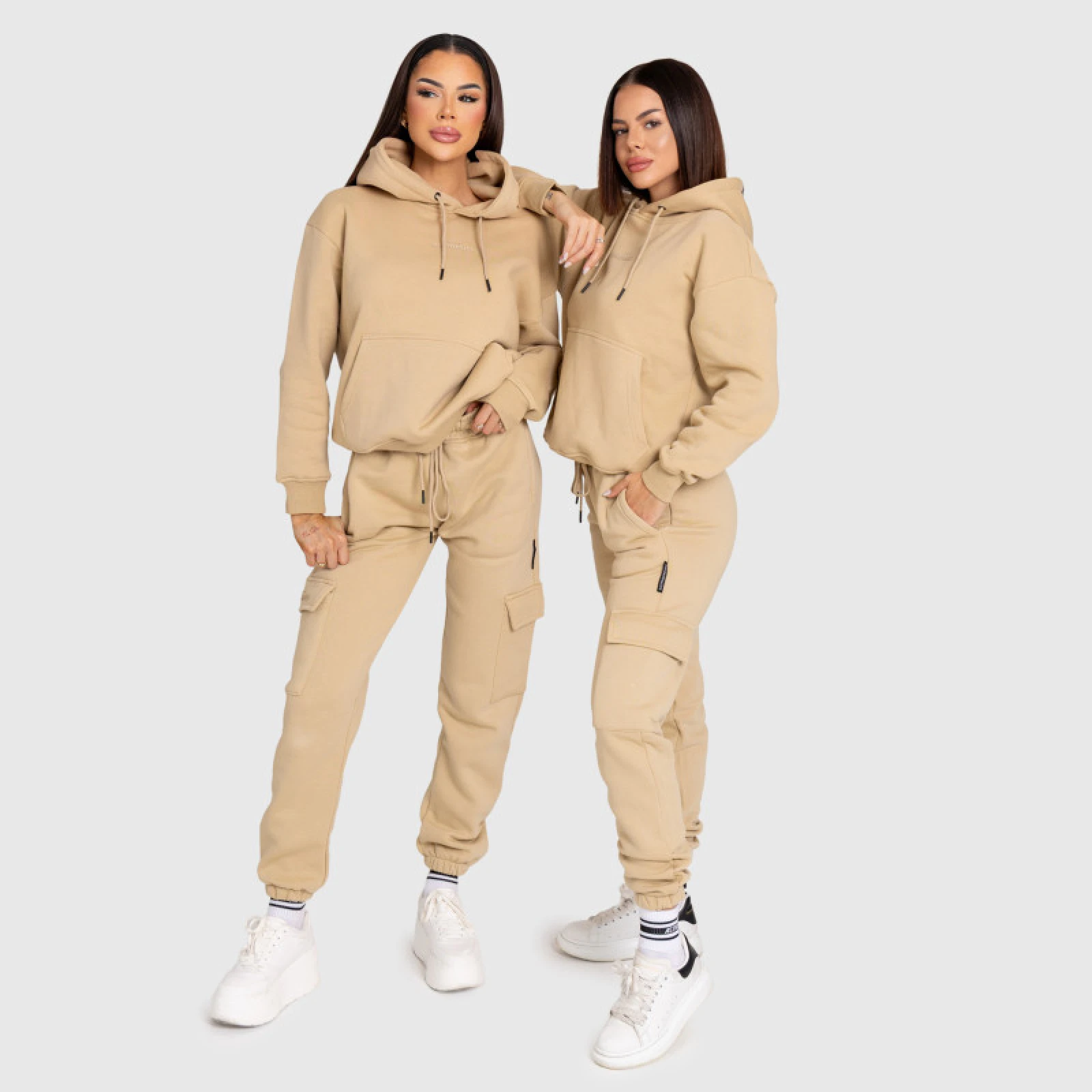 Dámská oversized souprava Iron Aesthetics Cargo, béžová · záber 4