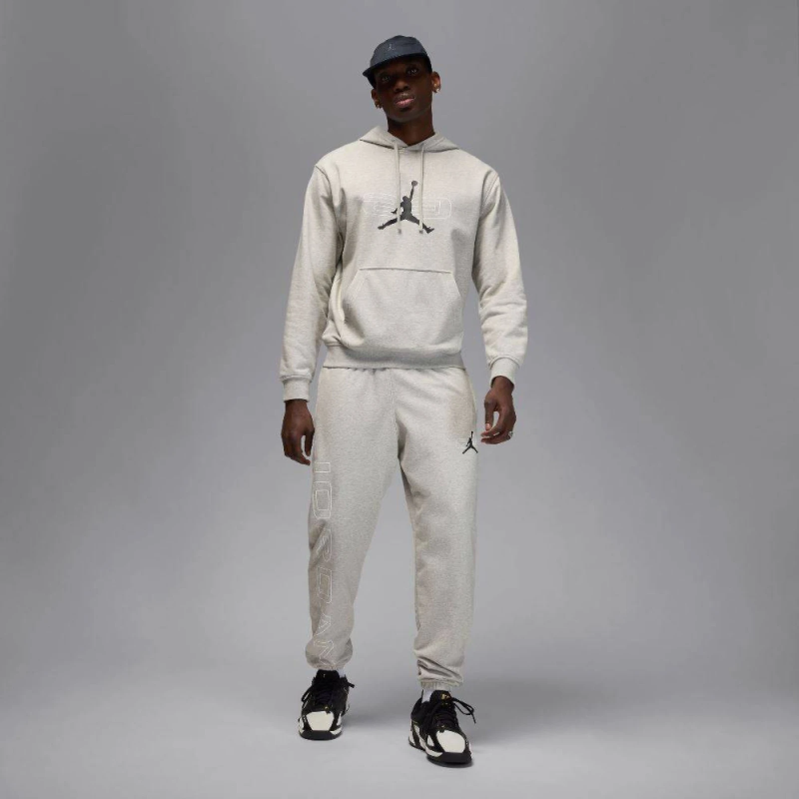 Pánská fleecová mikina s kapucí NIKE JORDAN SPRT CSVR GFX FLC PO 084 GREY HEATER · záber 5