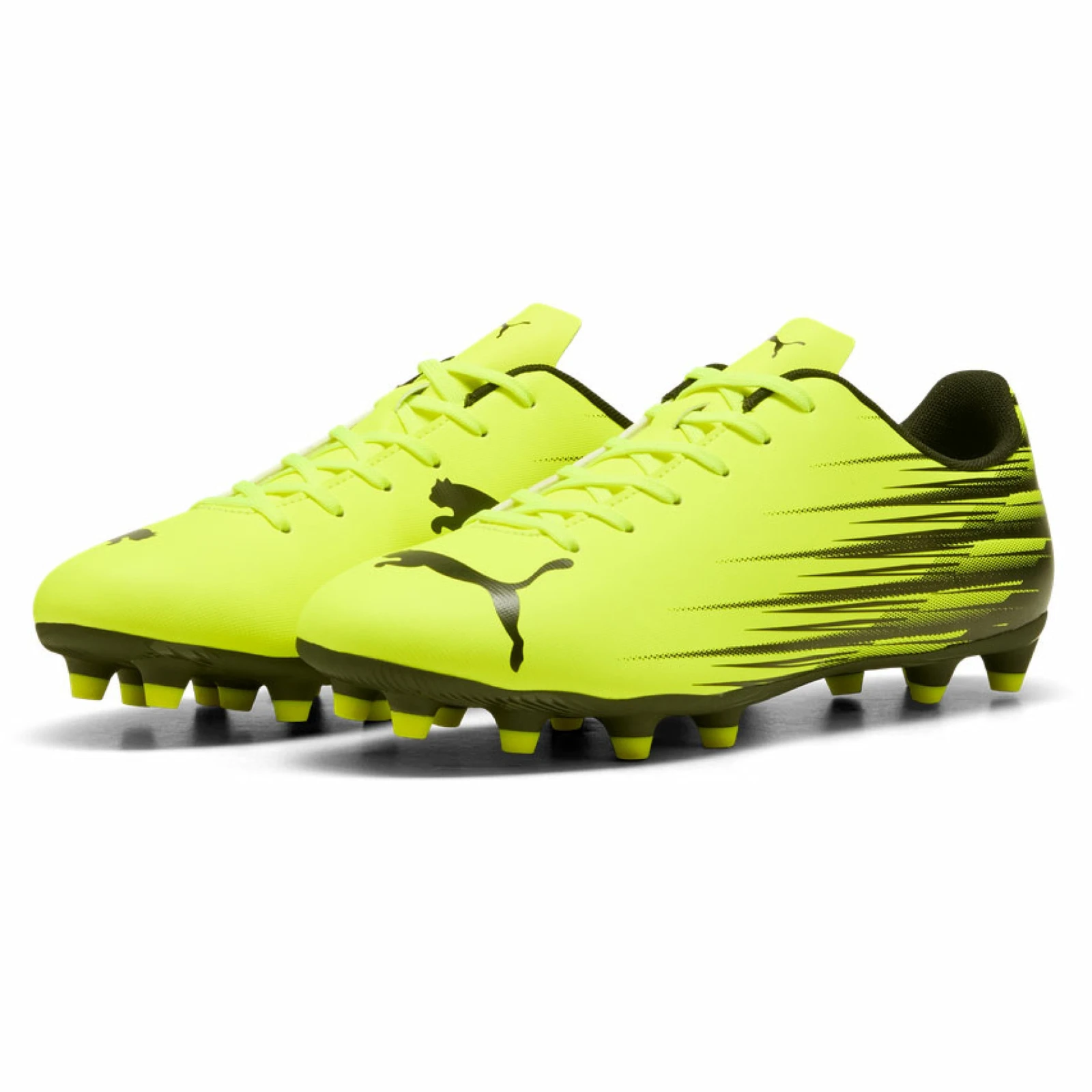 Puma Attacanto II FG/AG M · záber 2