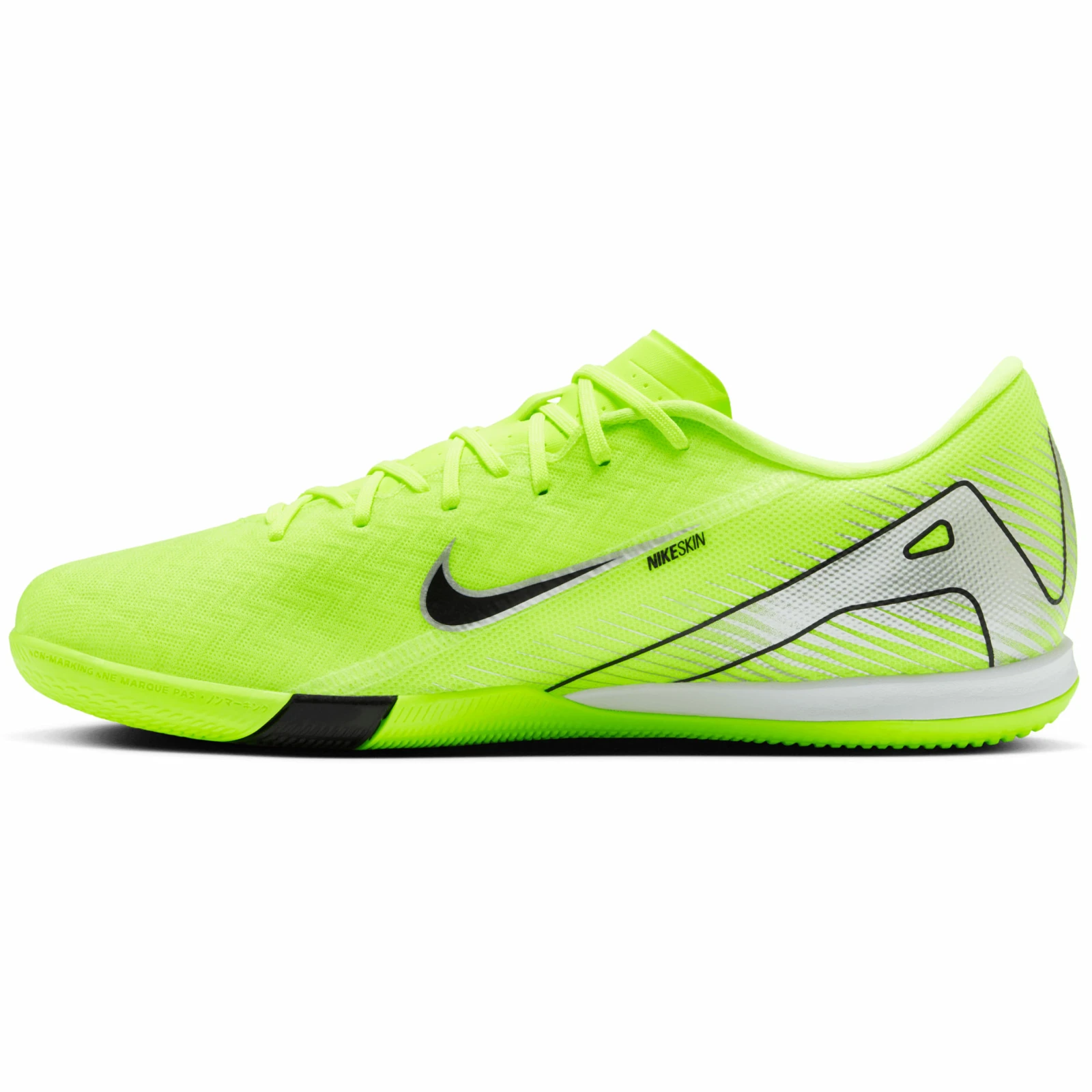 Nike Mercurial Vapor 16 Academy IC Low-Top Velikost: 45,5 EUR · záber 3