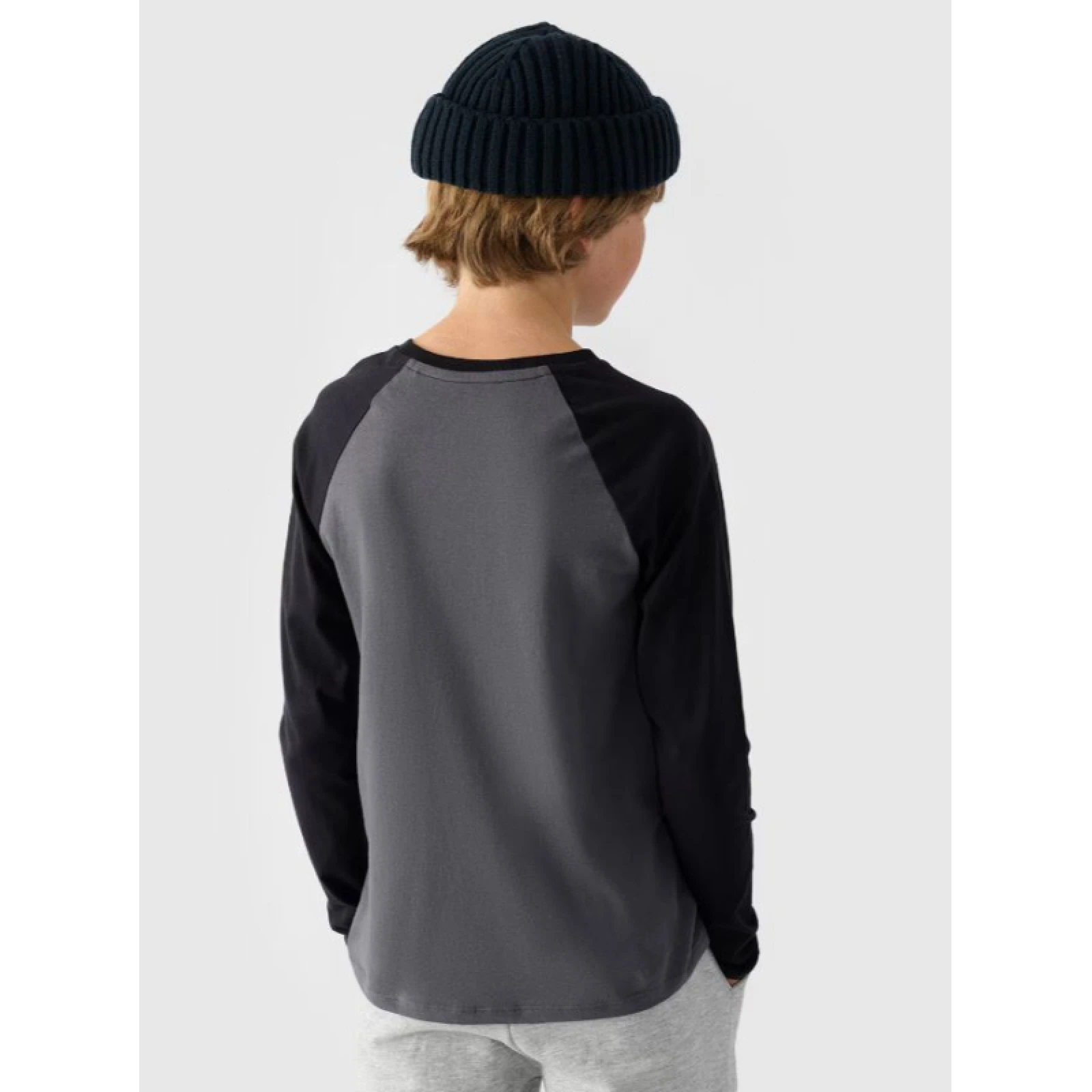 Chlapecké tričko s dlouhým rukávem 4F JUNIOR LONGSLEEVE-JWAW24TLONM293-22S-ANTHRACITE · záber 3
