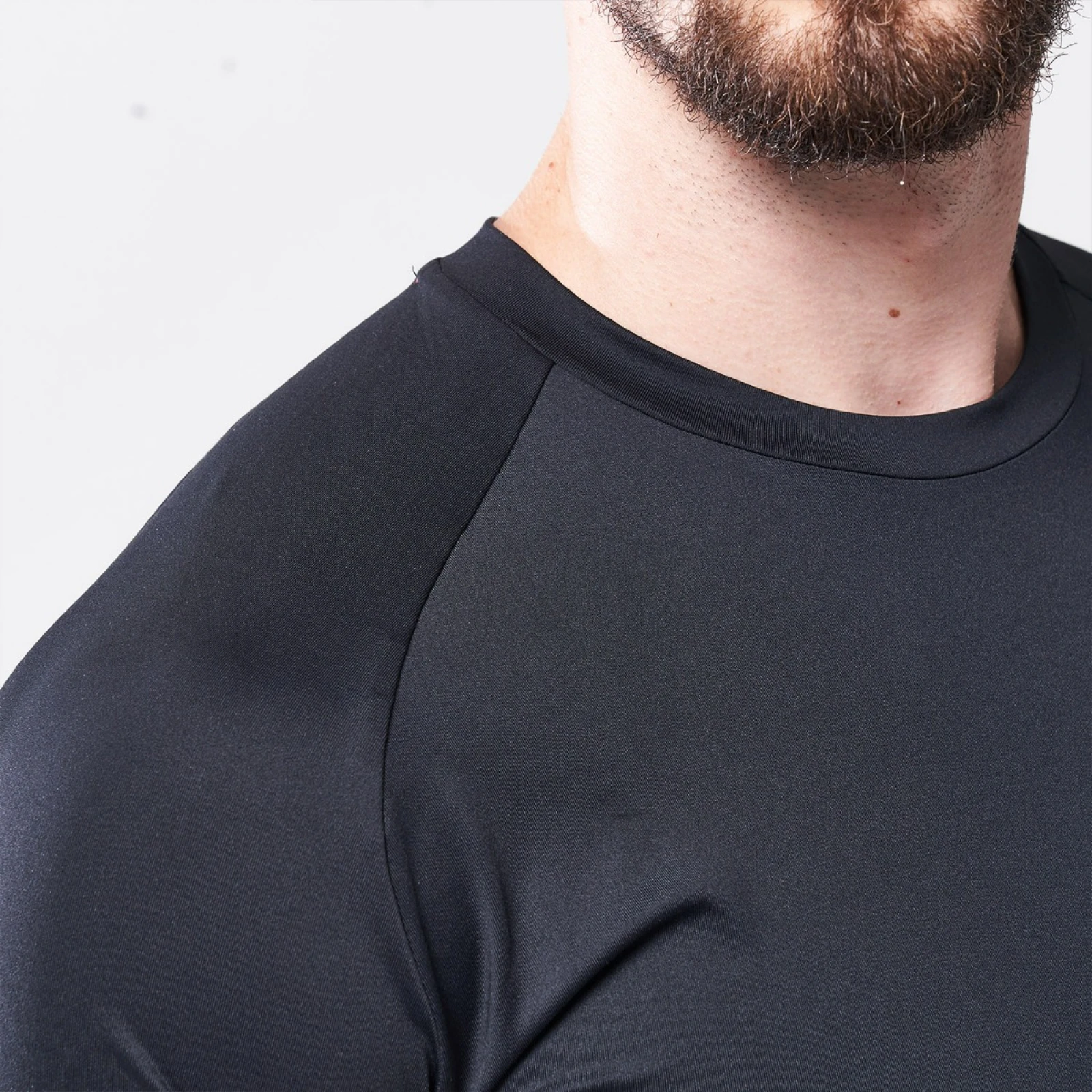 SQUATWOLF Tričko Vented Run Tee Black · záber 5