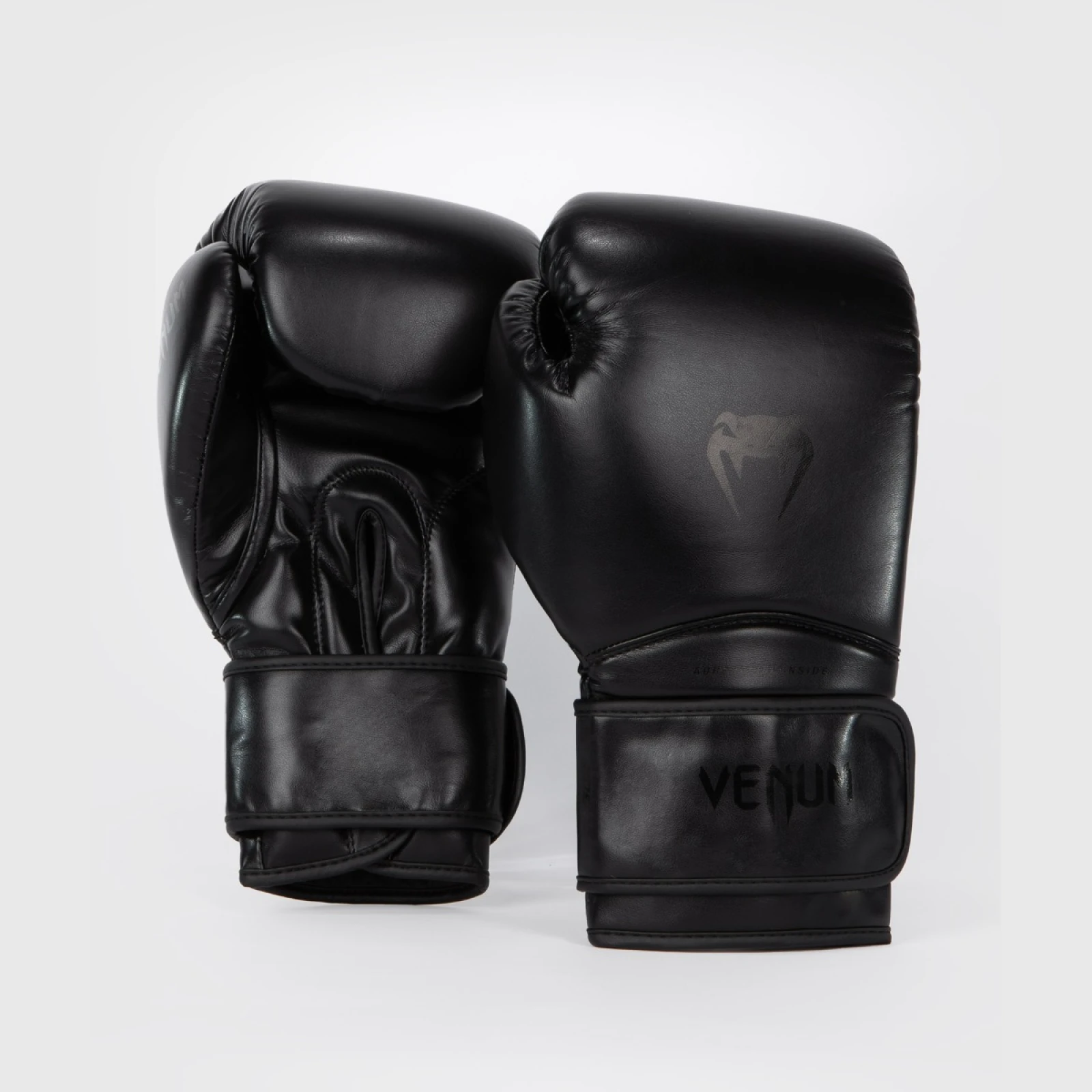 Venum Boxerské rukavice Contender Black/Black · záber 2