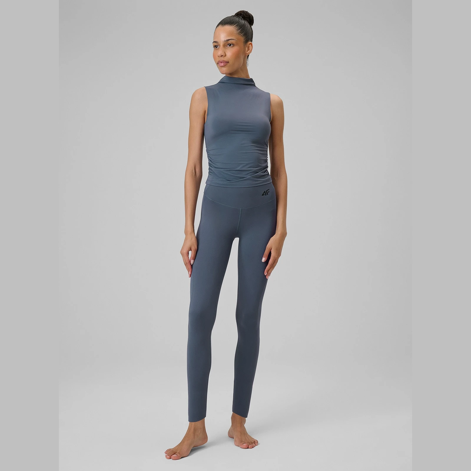 Slim rychleschnoucí top na jógu dámský - tmavě modrá · záber 2