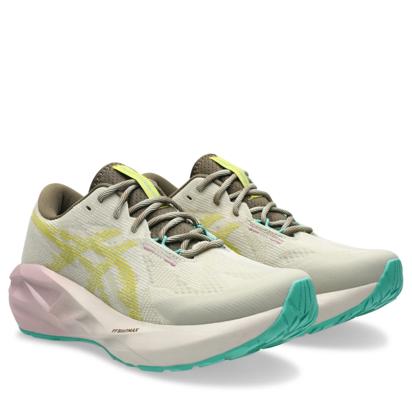 Asics Novablast 5 Tr WS Velikost: 41,5 EUR · záber 5