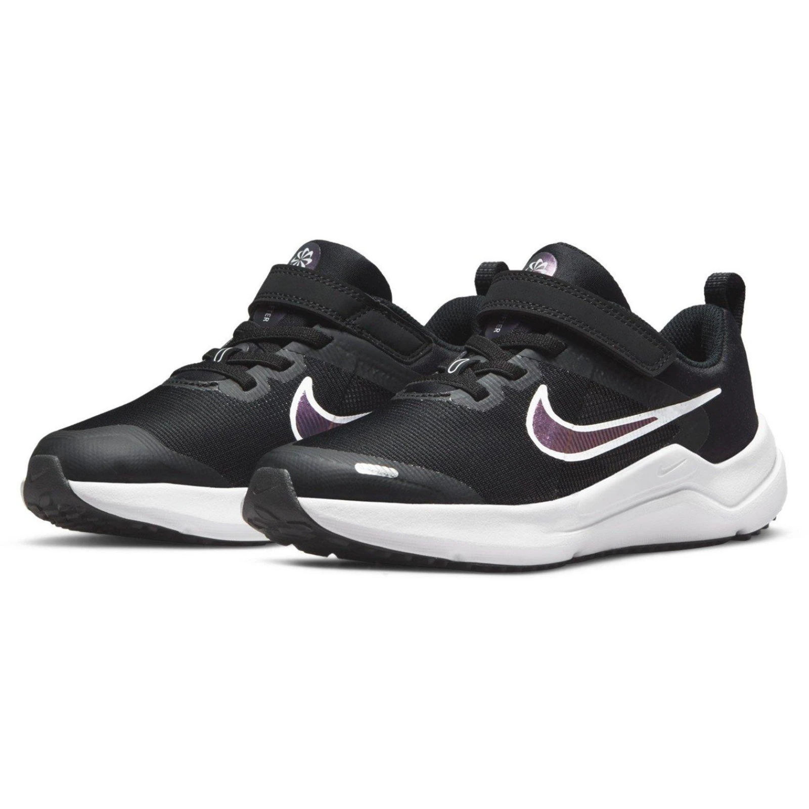 Nike Downshifter 12 Kids Velikost: 33,5 EUR · záber 4