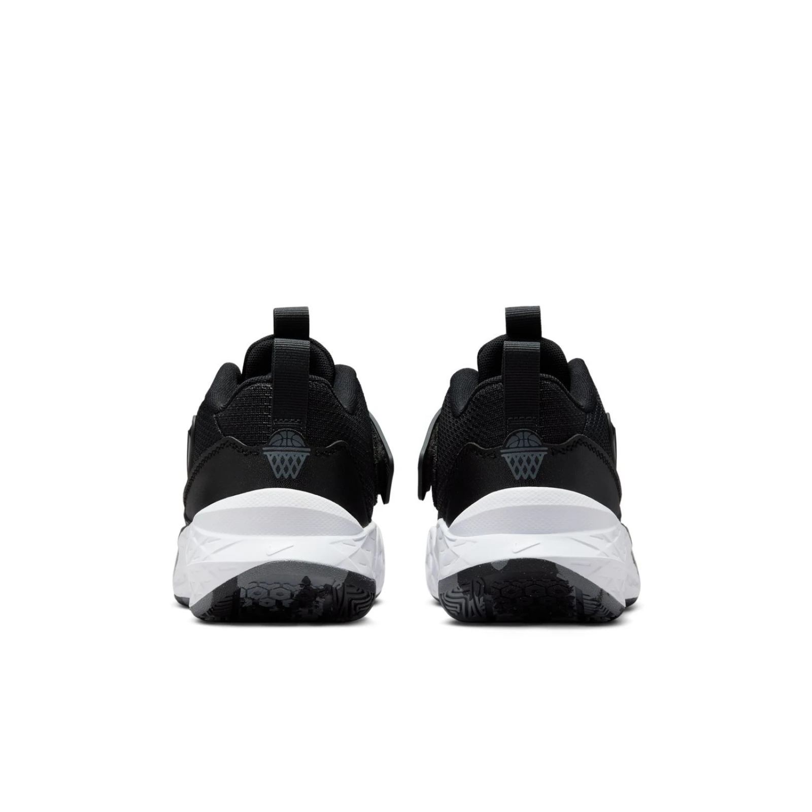 Nike Team Hustle D 12 Basketball Kids Velikost: 37,5 EUR · záber 5