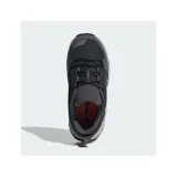 Juniorská nízká turistická obuv ADIDAS Terrex AX4R Jr core black grey four grey six · záber 4