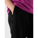 Dívčí tepláky 4F JUNIOR TROUSERS-JWAW24TTROF754-20S-DEEP BLACK · záber 4