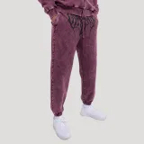 GymBeam Tepláky Abyss Raisin - Velikost: S | Barva: fialová | Hmotnost: 0,645 kg | Balení: 30 · záber 2
