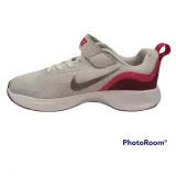 Dětská rekreační obuv NIKE WearAllDay K pure platinum smoke grey pink prime · záber 3