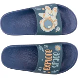 Chlapecké pantofle (plážová obuv) COQUI Ruki navy niagara blue space · záber 3