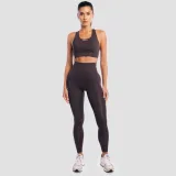 GymBeam Aura Sports Bra Tee Brown - Velikost: M | Barva: hnedá | Hmotnost: 0,133 kg | Balení: 120 · záber 4