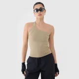 Dámský crop-top slim s asymetrickými ramínky - béžový · záber 1
