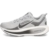 NIKE VOMERO 18 · záber 1