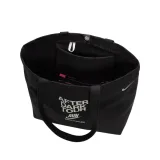 Dámská taška přes rameno NIKE NK HRTG TOTE 2.0-WRS GFX · záber 4