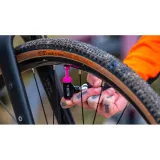 Pumpa na kolo MUC-OFF MTB Inflator Kit · záber 4