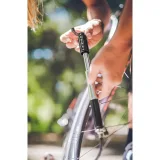Pumpa na kolo LEZYNE PRESSURE DRIVE - M · záber 4