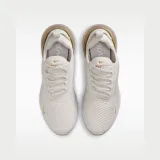 Nike Air Max 270W · záber 5