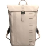 Batoh Db Essential, 12 l, fogbow beige · záber 2
