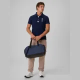 TRIČKO S LÍMCEM · záber 3