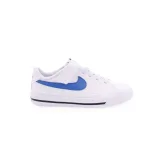 Chlapecká vycházková obuv NIKE Court Legacy white black game royal · záber 2