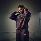 GymBeam Aura Hoodie Tee Brown - Velikost: XXL | Barva: hnedá | Hmotnost: 0,95 kg | Balení: 18 · záber 1