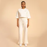 BeastPink Dámské tričko Cropped Serenity Ivory - Velikost: XL | Barva: béžová | Pohlavie: Dámské | Hmotnost: 0,273 kg | Balení: 70 · záber 4