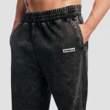 GymBeam Tepláky Aura Washed Black - Velikost: S | Barva: čierna | Hmotnost: 0,68 kg | Balení: 24 · záber 2