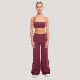 GymBeam Dámské kalhoty Straight Flow Wine · záber 3