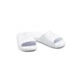 Dámské pantofle (plážová obuv) NIKE Victori One Ws white white white · záber 3