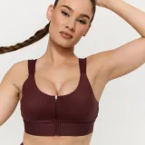 GymBeam Sportovní podprsenka Prime Fig - Velikost: XS | Barva: červená | Hmotnost: 0,095 kg | Balení: 90 · záber 2