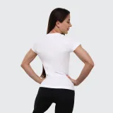 GymBeam Dámské tričko FIT White - Velikost: XS | Barva: biela | Pohlavie: Dámské | Hmotnost: 0,11 kg | Balení: 10 · záber 3