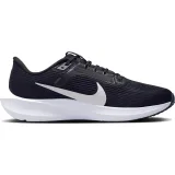 Nike Pegasus 40 · záber 3