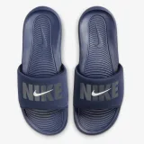 Pánské pantofle (plážová obuv) NIKE Victori One SE M obsidian dark grey summit white · záber 4