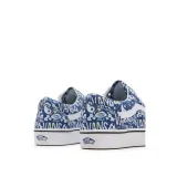 Dámská rekreační obuv VANS UA ComfyCush Old Skool (Pastel Tie Dye) multi true white · záber 4