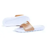 Dámské pantofle (plážová obuv) NIKE Victori One red bronze white white · záber 3