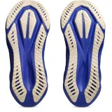 Asics Novablast 5 m Velikost: 46,5 EUR · záber 5