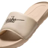 Dámské pantofle (plážová obuv) NIKE Victori One W sanddrift black sanddrift · záber 5