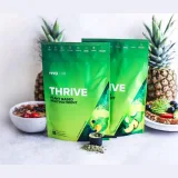 Vivo Life THRIVE Greens & VEGAN Multivitamin BORŮVKA & LUCUMA (240g) · záber 2