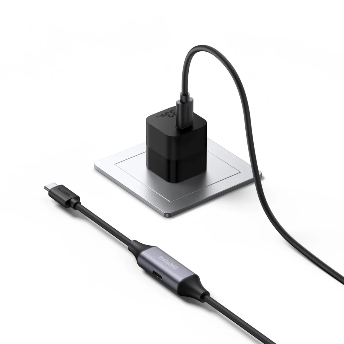 Insta360 Wave Y-Cable and Power Adapter · záber 1