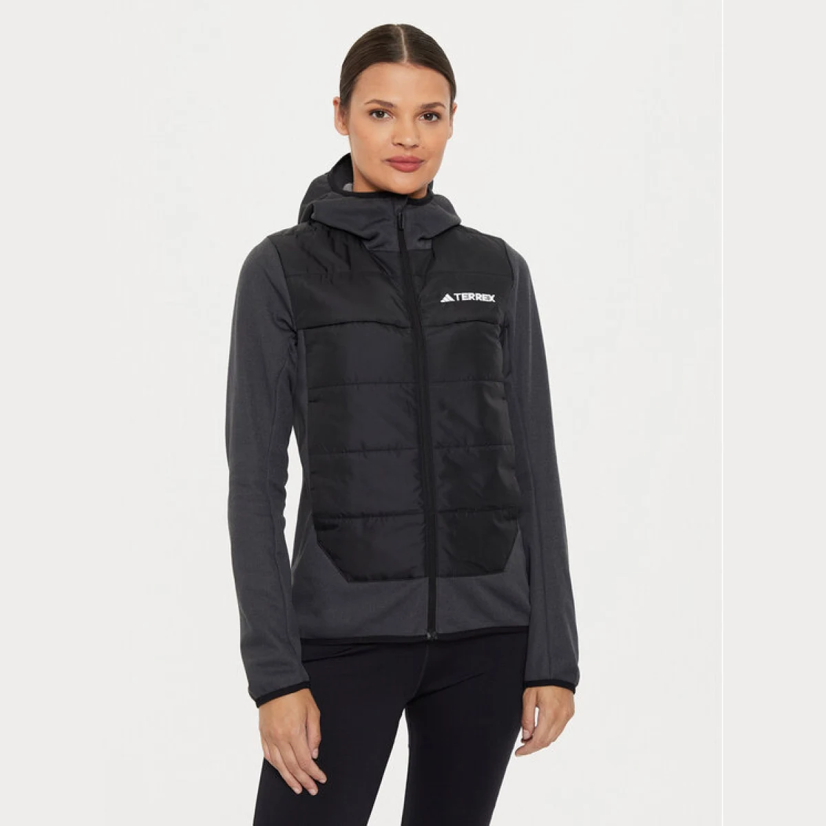 adidas Outdoor jakna Terrex Multi Hybrid IR7882 Crna Regular Fit · záber 2