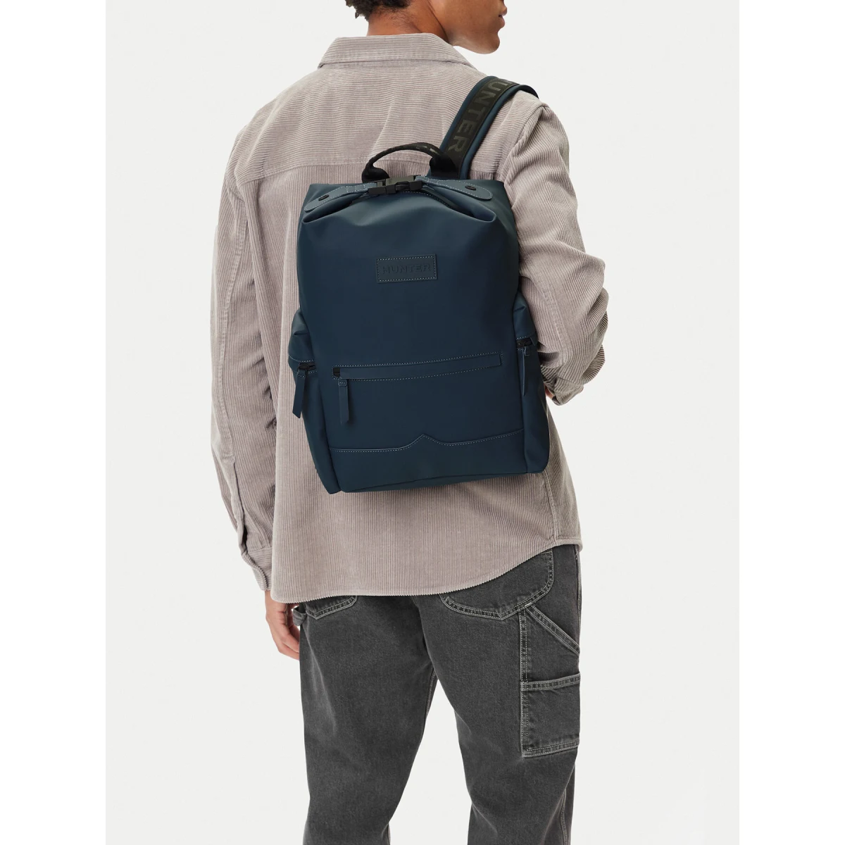 Ruksak Hunter C-HTR-B-014-08 Kaki - Veličina: univerzálna veľkosť | Boja: modrá | Dobna skupina: Odrasli | Spol: Unisex · záber 2