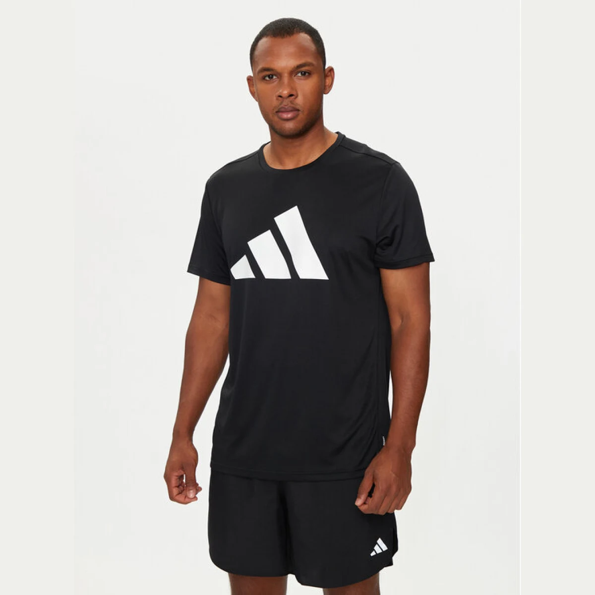 adidas Tehnička majica Run It IL7235 Crna Regular Fit · záber 2