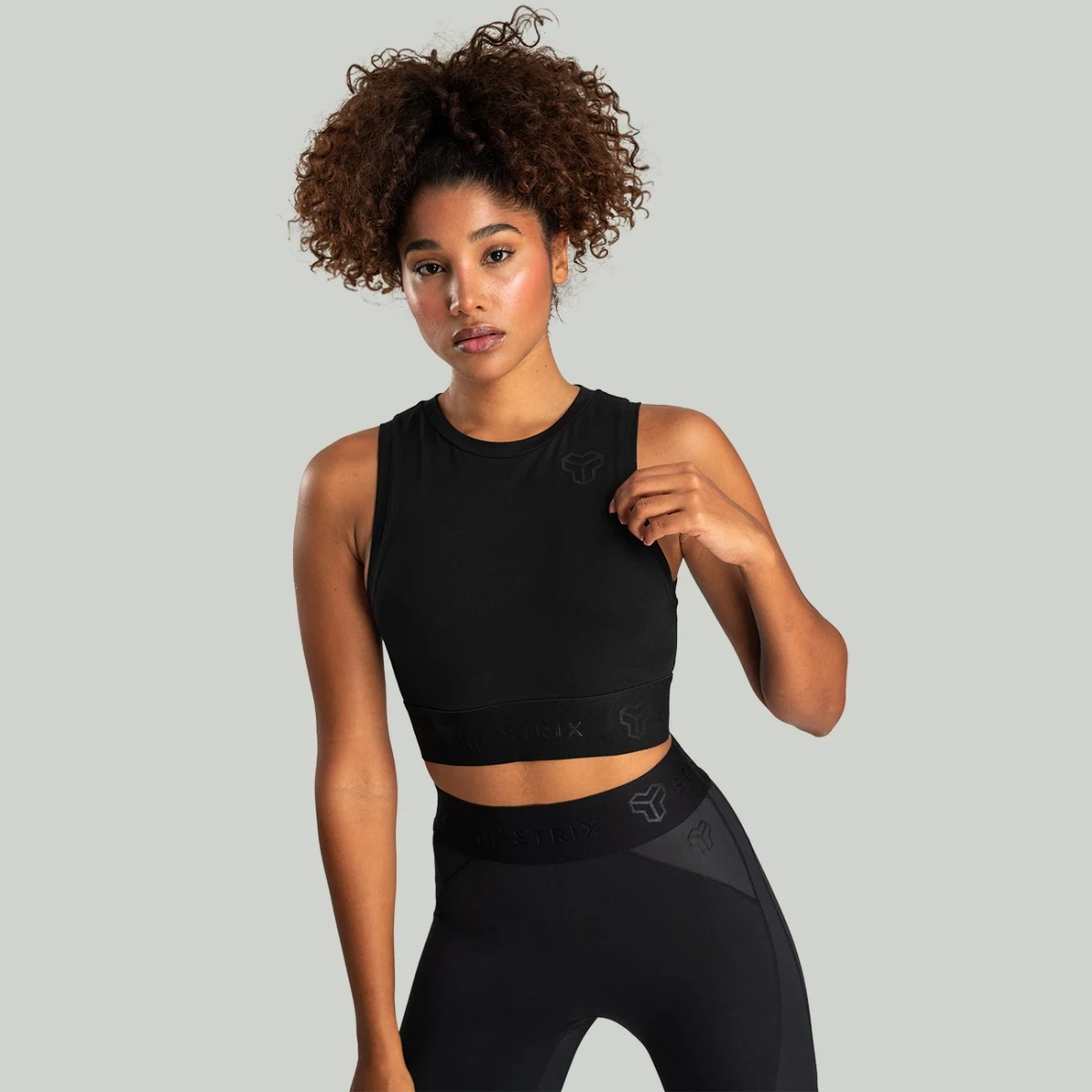 STRIX Ženski sportski top Nebula Black · záber 2