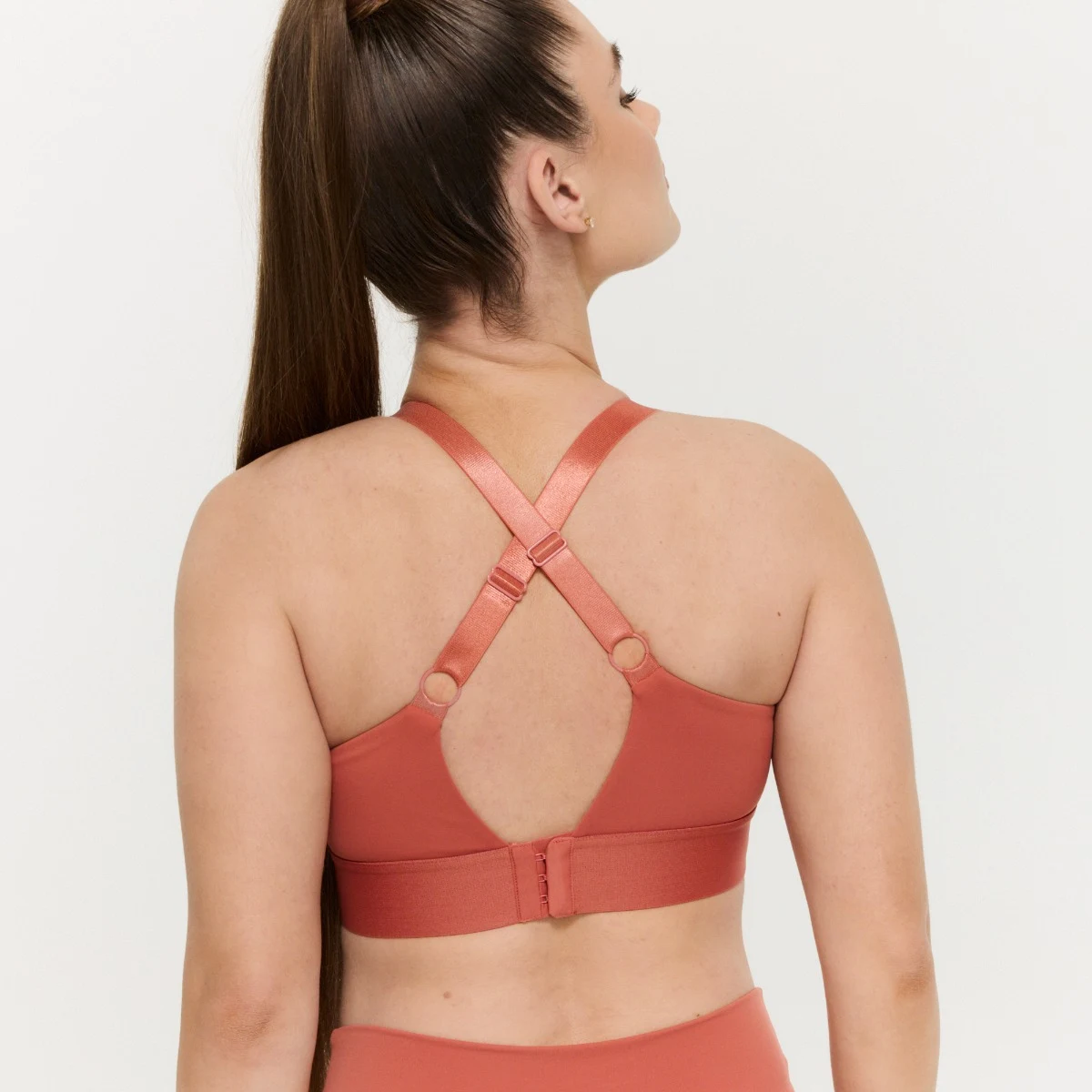 GymBeam Limitless Sports Bra Cinnamon · záber 4