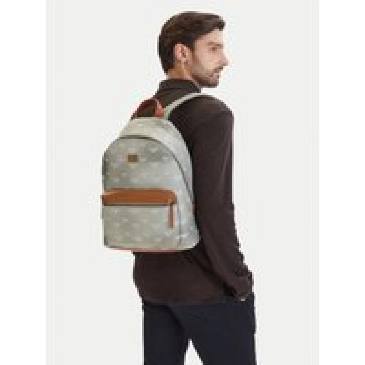 Ruksak Emporio Armani EM005666 AF23972 M8334 Siva · záber 1