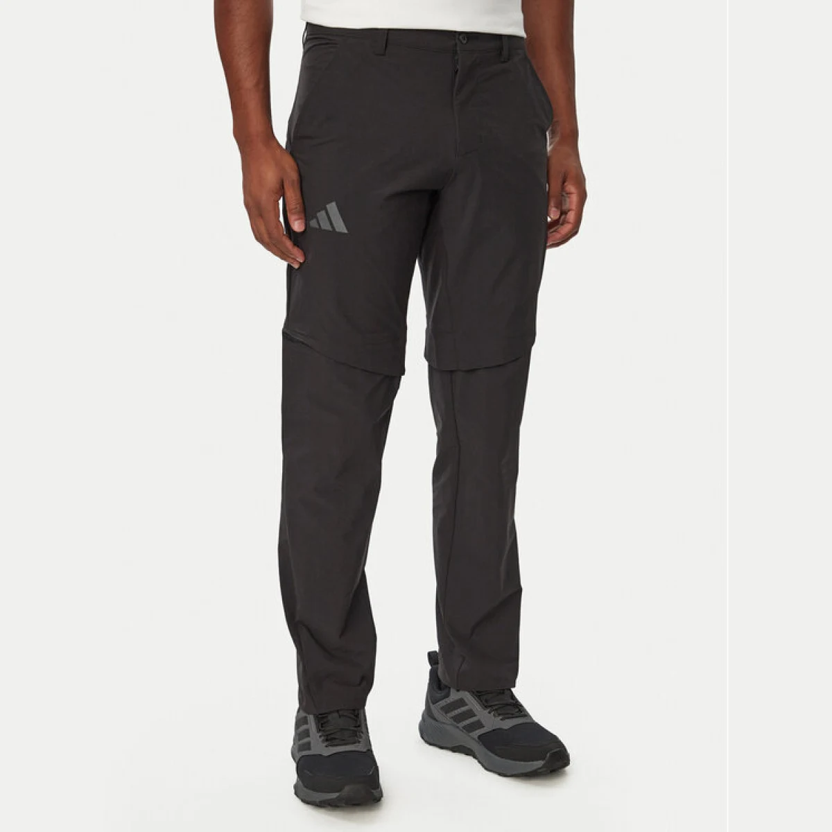 adidas Outdoor hlače Terrex Multi KW7458 Crna Regular Fit - Veličina: 40 | Boja: čierna | Dobna skupina: Odrasli | Spol: Muško · záber 2