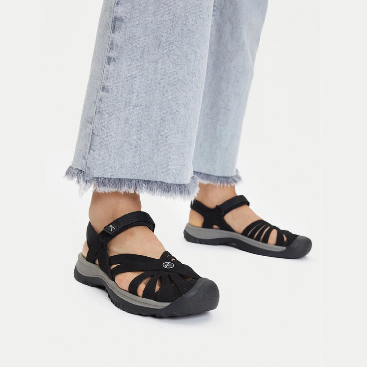 Keen Sandale Rose Sandal 1008783 Crna - Veličina: 35,5 | Boja: čierna | Dobna skupina: Odrasli | Spol: Žensko · záber 2